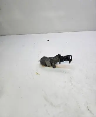 Audi A4 S4 B5 8D Ignition lock 4B0905851B