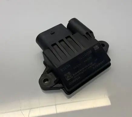 Mercedes-Benz CLS C219 Glow plug pre-heat relay