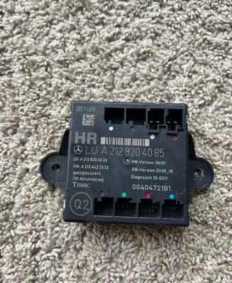 Mercedes-Benz E W212 Other control units/modules 2128204085