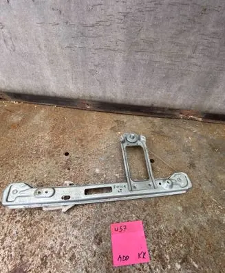 Ford Focus Rear door manual window regulator A27001