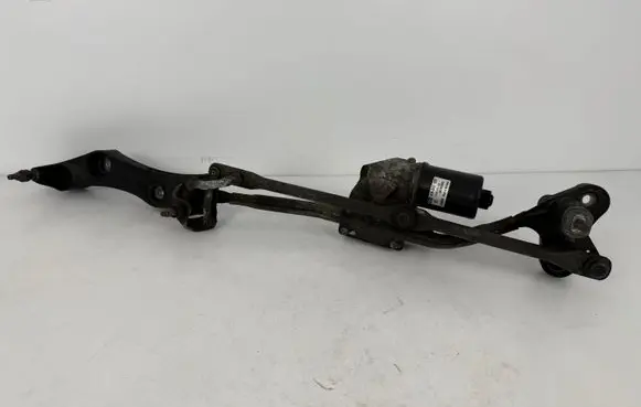 BMW 5 E60 E61 Front wiper linkage and motor 6934279