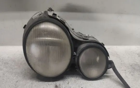 Mercedes-Benz E W210 Headlight/headlamp