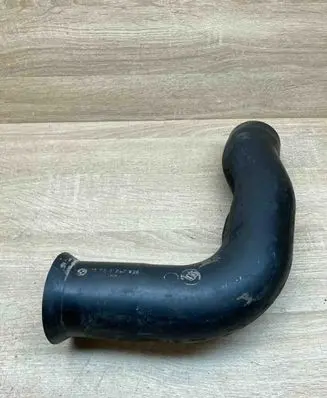 BMW 5 E39 Air intake duct part 2247825