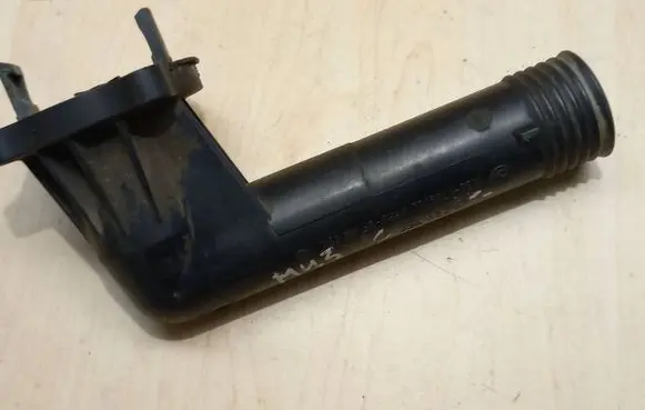 Thermostat/thermostat housing