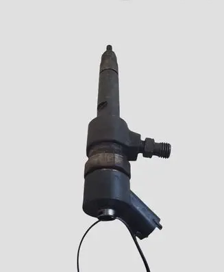 Opel Zafira B Fuel injector 0445110276