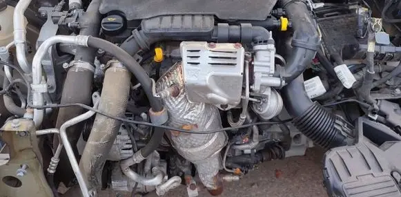 Peugeot 208 II Engine swap HN05 HNS HNK