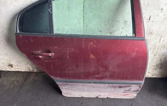 Skoda Superb B5 (3U) Rear door
