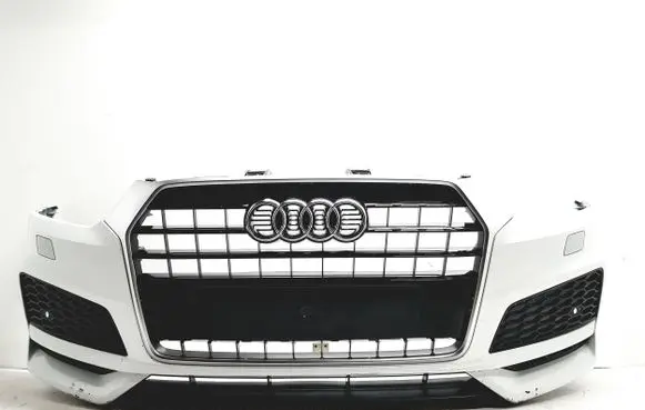 Audi Q3 8U Front bumper 8U0807437A 8U0853653P 8U0853653N