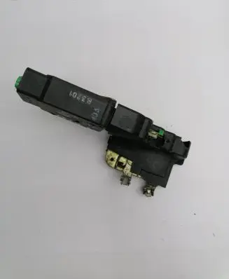 Volvo S40, V40 Front door lock B3701
