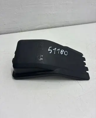 Volvo S80 Fuse box cover 30644652