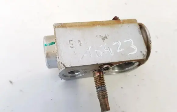Opel Signum Air conditioning (A/C) expansion valve 327300 9180166