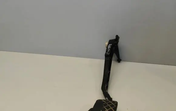 Clutch pedal