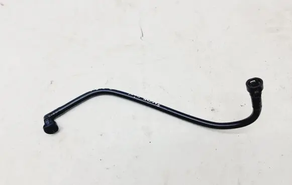 Gearbox oil cooler pipe/hose