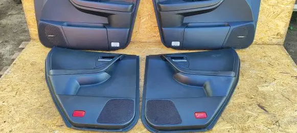 Nissan Murano Z50 Front door card panel trim