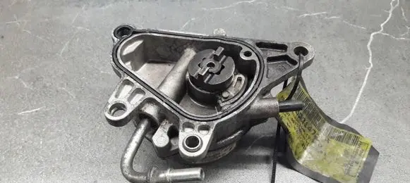 Opel Vectra C Vacuum pump 8973304130