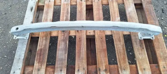Renault Megane II Rear bumper cross member 8200008365