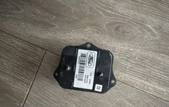 Ford Galaxy Headlight ballast module Xenon 90067397