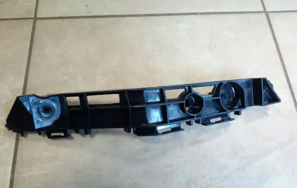 Toyota Yaris Cross Front bumper mounting bracket 525350D320 NE67787