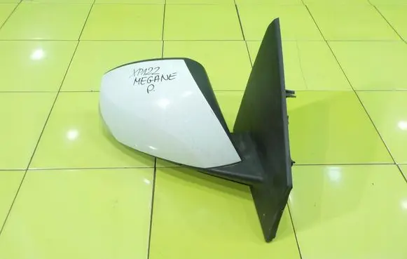 Renault Megane III Front door electric wing mirror PRAWE XP122
