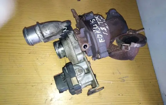 Ford Focus Turbo 4M5Q6K682AG