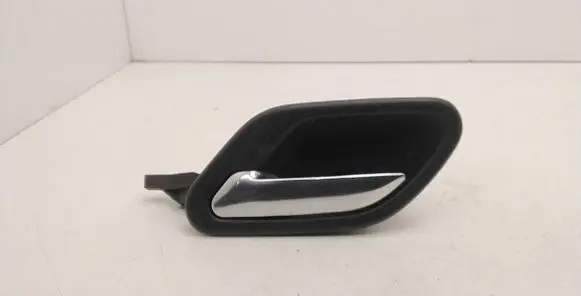 BMW 5 E39 Front door interior handle 8226049