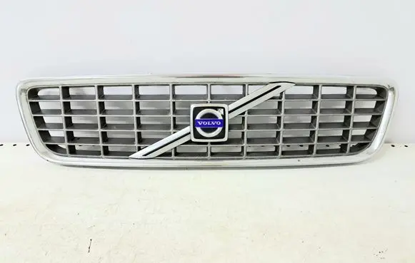 Volvo S80 Front bumper upper radiator grill