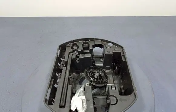 Trunk/boot lower side trim panel