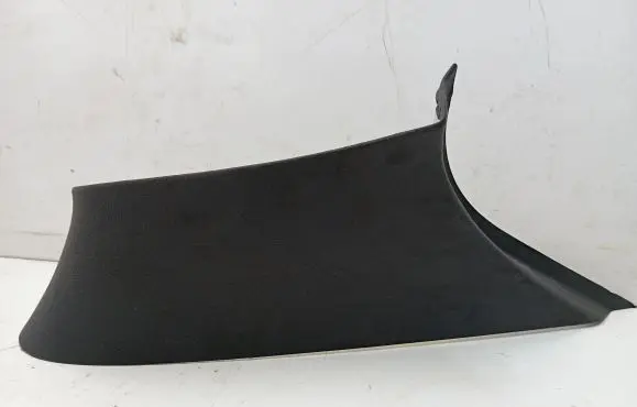 Maserati Levante (C) pillar trim 6700486090
