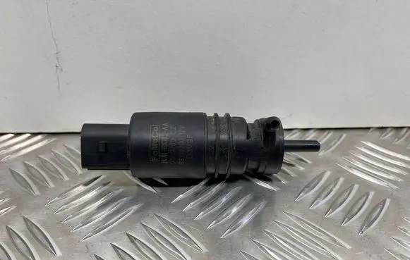 Ford Focus Windscreen/windshield washer pump JX7B13K163AA