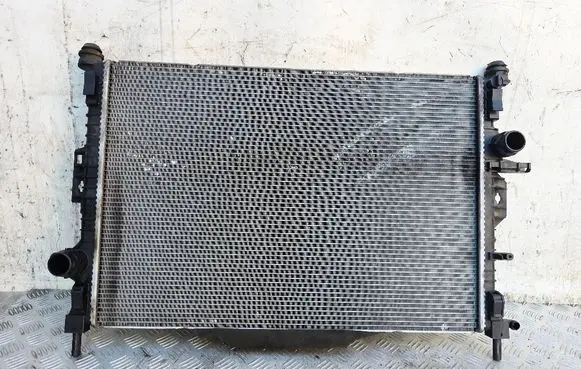 Ford Kuga I Coolant radiator 6G918005DC 989298W M135707B
