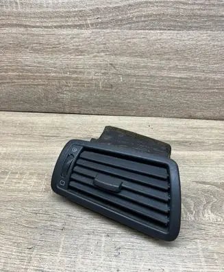 Citroen C8 Dashboard side air vent grill/cover trim 1484109077 1491964077