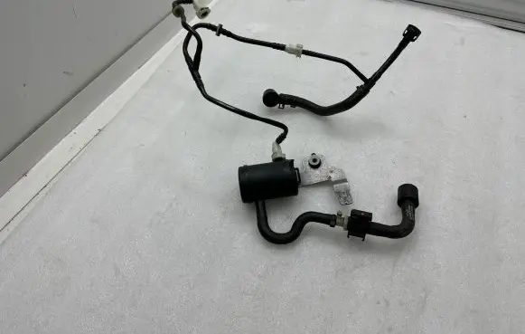 Ford Mustang VI Breather/breather pipe/hose FR3C6J003AB