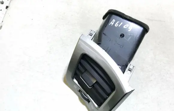 Toyota Avensis Verso Dash center air vent grill 5566044080 55660-44080