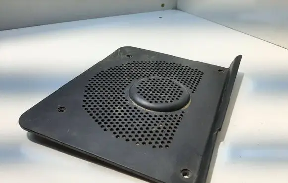 BMW 5 E60 E61 Subwoofer grill/trim 6919359