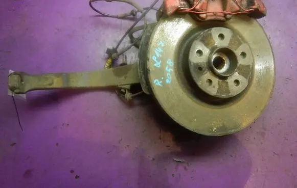 Alfa Romeo 147 Front wheel hub spindle knuckle