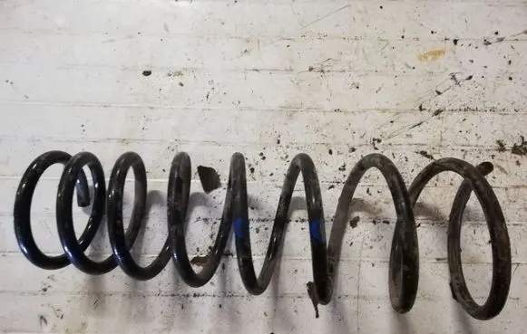 Toyota Avensis T220 Rear coil spring NOCODE