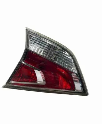Nissan X-Trail T32 Tailgate rear/tail lights 22617939