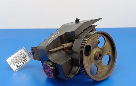Peugeot 206 CC Power steering pump