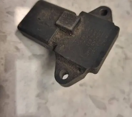 Skoda Fabia Mk1 (6Y) Air pressure sensor 03D906051