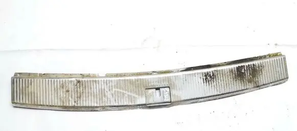 Volkswagen Touareg I Other trunk/boot trim element 7l6863459