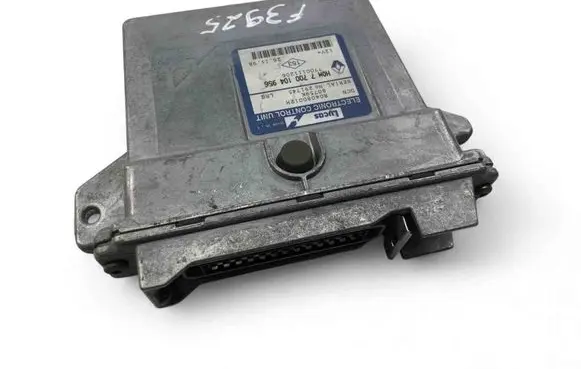 Renault Kangoo I Engine control unit/module 7700104956 7700111206