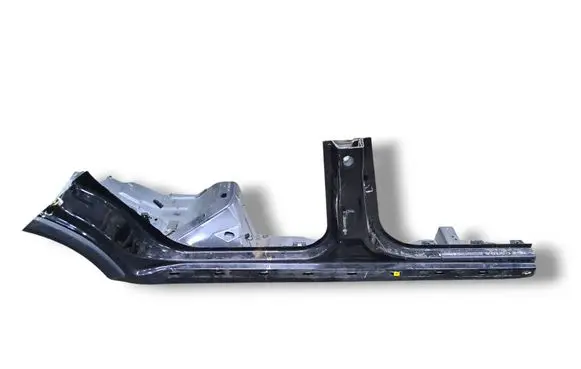 Volvo XC90 Rear sill (body part) 