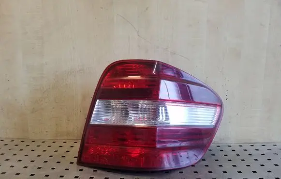 Mercedes-Benz ML W164 Rear/tail lights A1649061200 A1649060800