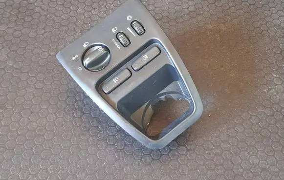 Volvo XC90 Light switch 30739304
