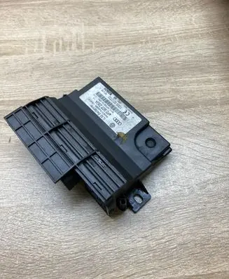 Audi A6 S6 C6 4F Power management control unit 4F0907280A 4F0910280A