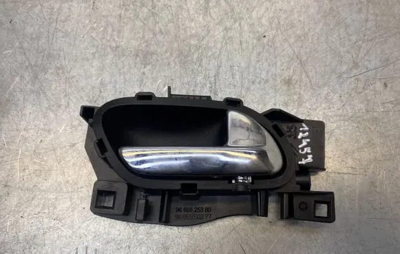 Peugeot 308 Front door interior handle 106927493 9660525380 9685950277