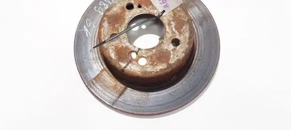 Mercedes-Benz E W210 Rear brake disc neventiliuojamas