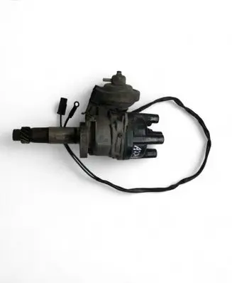 Mazda 626 Spark distributor T4T67771