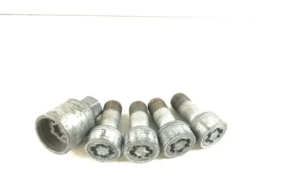 Skoda Superb B6 (3T) Anti-theft wheel nuts and lock 