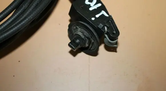 Nissan Qashqai Fuel cap flap release cable 78821JD010